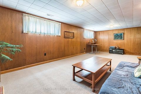 Photo 33 at 11 Velma Drive, Queensway, Toronto