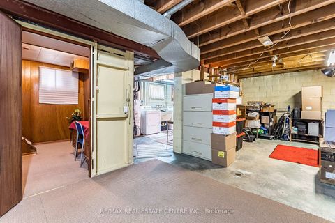 Photo 39 at 11 Velma Drive, Queensway, Toronto