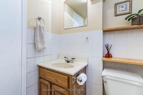 Photo 42 at 11 Velma Drive, Queensway, Toronto