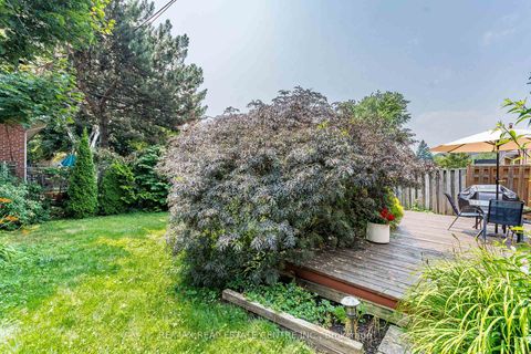Photo 44 at 11 Velma Drive, Queensway, Toronto