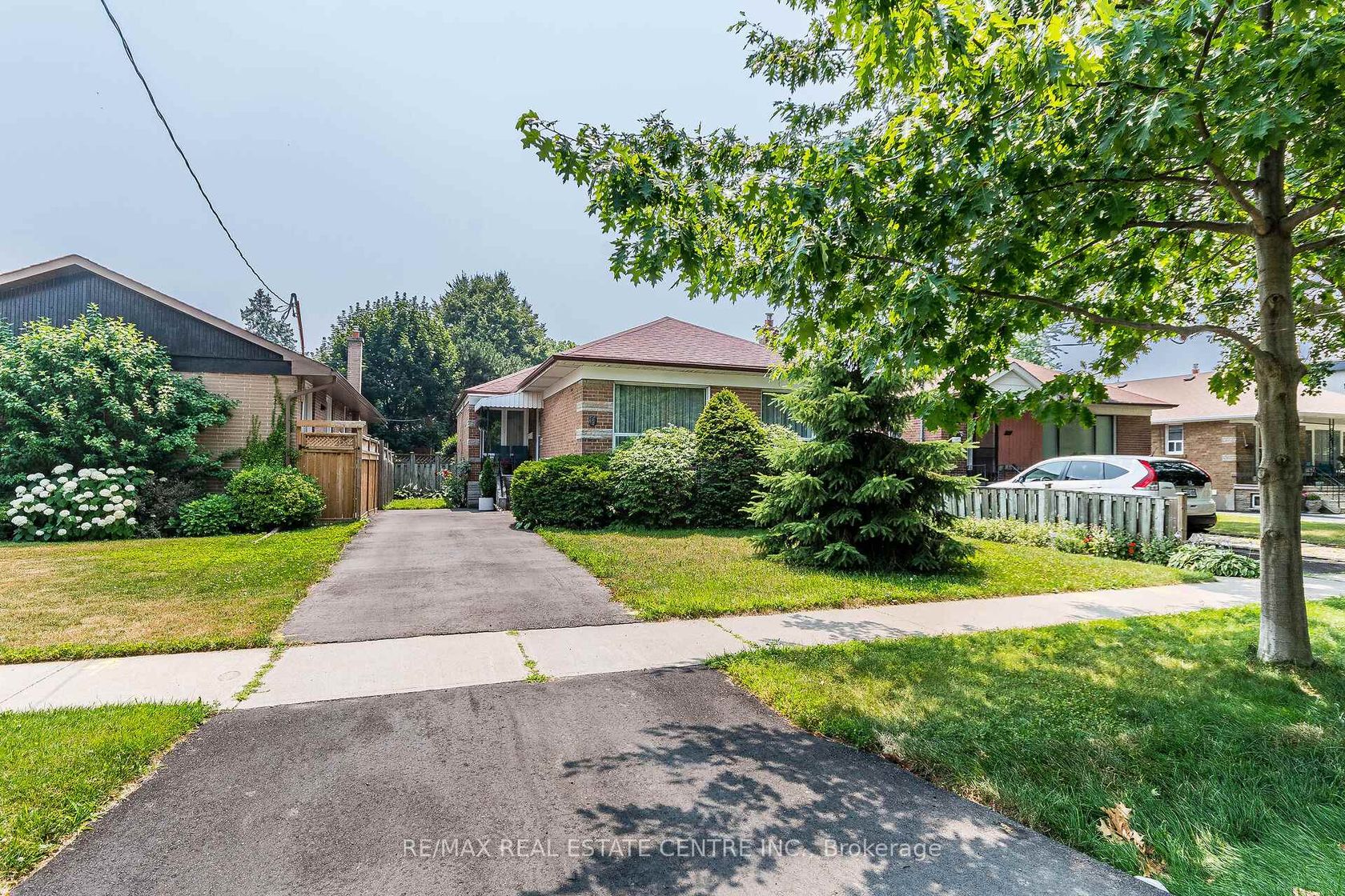 11 Velma Drive, Queensway, Toronto 