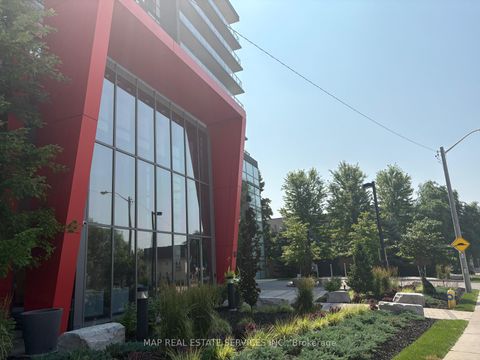 Photo 2 at 805 - 15 James Finlay Way, CFB, Toronto