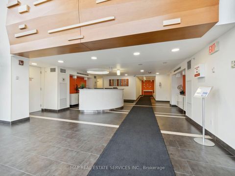 Photo 7 at 805 - 15 James Finlay Way, CFB, Toronto