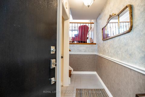 Photo 13 at 44 - 51 Broadfield Drive, Markland Wood, Toronto