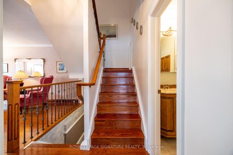 Photo 14 at 44 - 51 Broadfield Drive, Markland Wood, Toronto