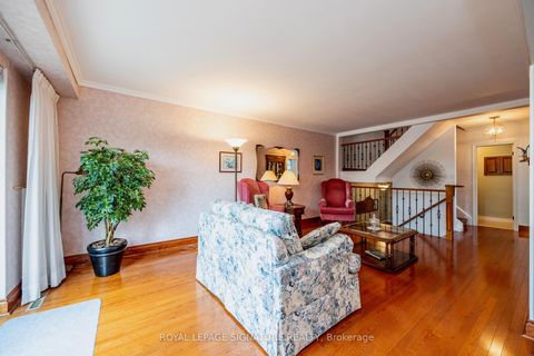 Photo 17 at 44 - 51 Broadfield Drive, Markland Wood, Toronto