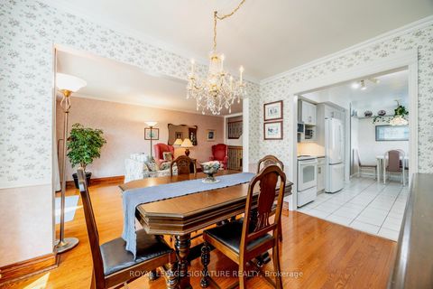 Photo 22 at 44 - 51 Broadfield Drive, Markland Wood, Toronto