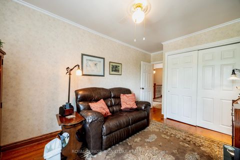 Photo 35 at 44 - 51 Broadfield Drive, Markland Wood, Toronto