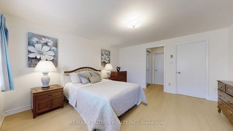 Photo 24 at 20 Zircon Court, Hillcrest Village, Toronto