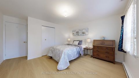 Photo 37 at 20 Zircon Court, Hillcrest Village, Toronto