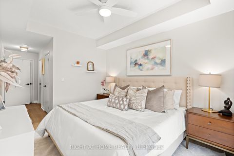 Photo 14 at 703 - 18 Beverley Street, Chinatown, Toronto Photo 14 at 703 - 18 Beverley Street, Chinatown, Toronto