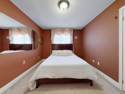 Photo 47 at 2 Lord Nelson Court, Rouge Woods, Richmond Hill