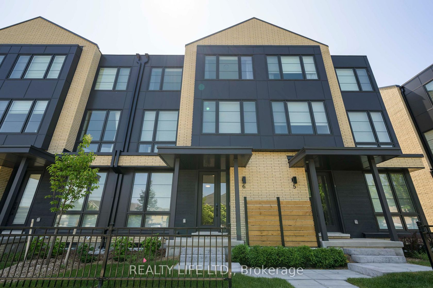 6 - 2273 Turnberry Road, Rose, Burlington 