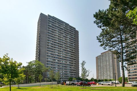Photo 2 at Ph01 - 715 Don Mills Road, Flemingdon Park, Toronto