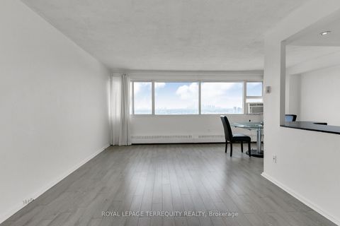 Photo 12 at Ph01 - 715 Don Mills Road, Flemingdon Park, Toronto