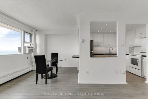 Photo 16 at Ph01 - 715 Don Mills Road, Flemingdon Park, Toronto