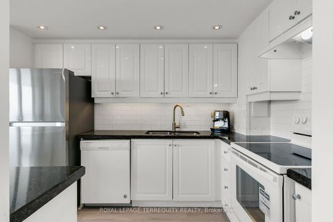 Photo 19 at Ph01 - 715 Don Mills Road, Flemingdon Park, Toronto