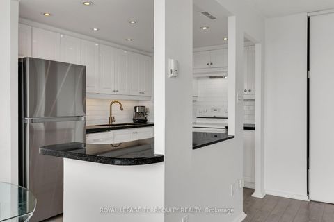 Photo 20 at Ph01 - 715 Don Mills Road, Flemingdon Park, Toronto