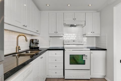Photo 23 at Ph01 - 715 Don Mills Road, Flemingdon Park, Toronto