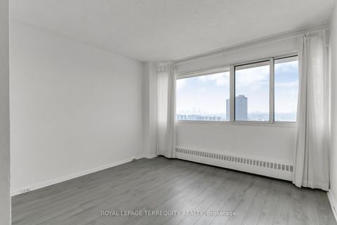 Photo 25 at Ph01 - 715 Don Mills Road, Flemingdon Park, Toronto