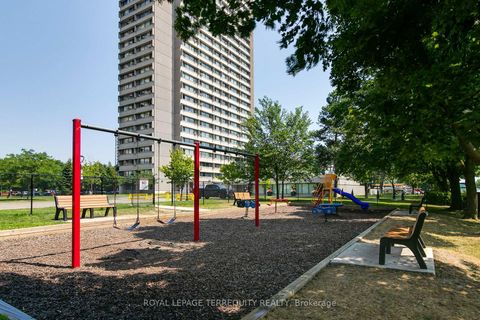 Photo 34 at Ph01 - 715 Don Mills Road, Flemingdon Park, Toronto