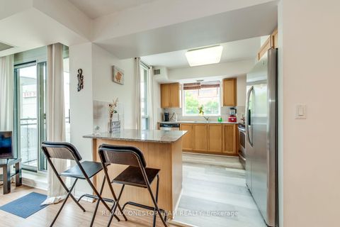 Photo 12 at 303 - 5940 Yonge Street, Newtonbrook West, Toronto