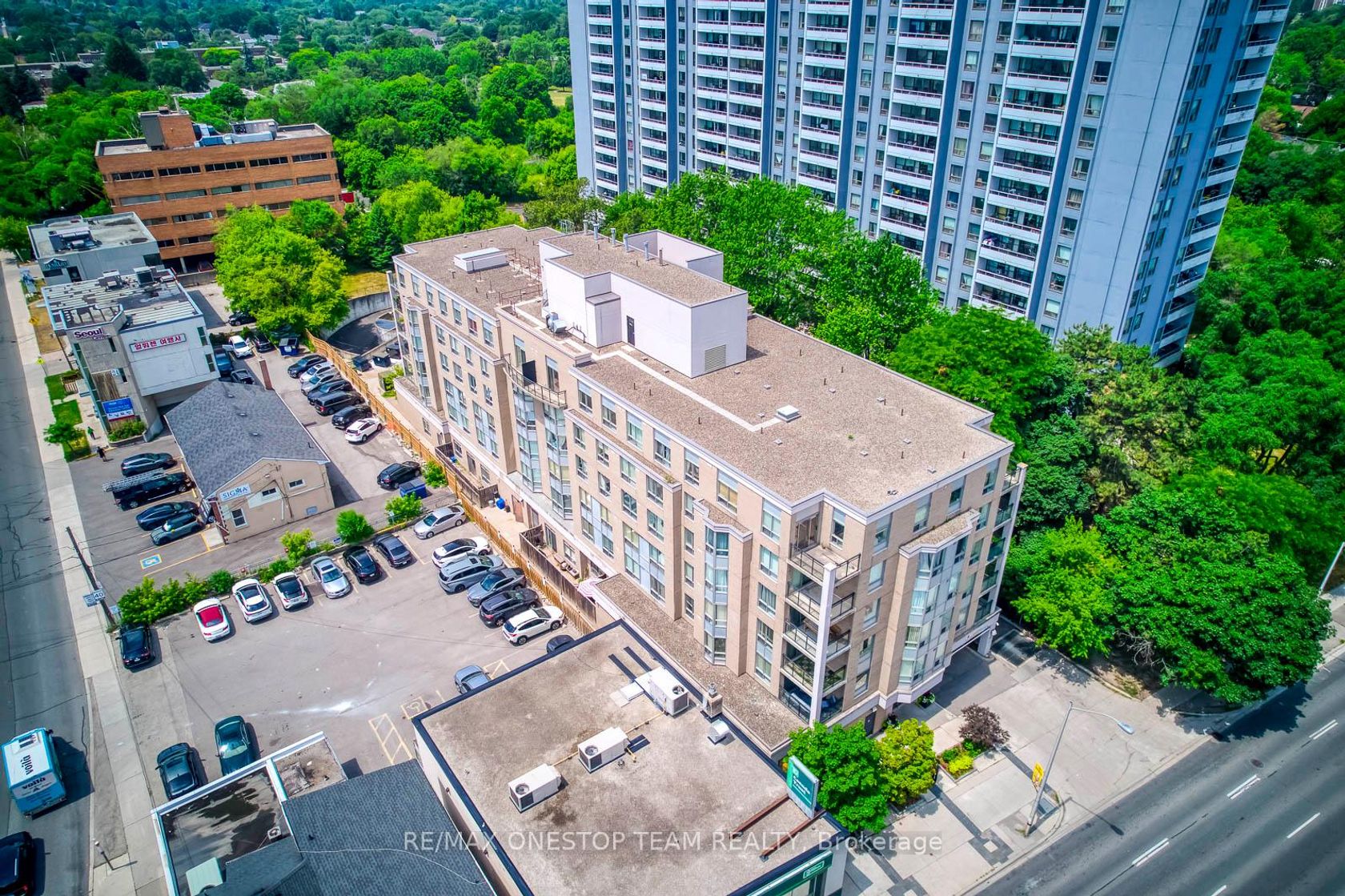 303 - 5940 Yonge Street, Newtonbrook West, Toronto 