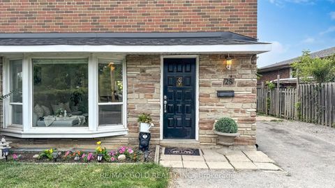 Photo 3 at 28 Navenby Crescent, Humber Summit, Toronto