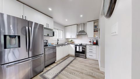 Photo 10 at 28 Navenby Crescent, Humber Summit, Toronto