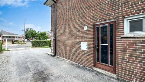 Photo 41 at 28 Navenby Crescent, Humber Summit, Toronto