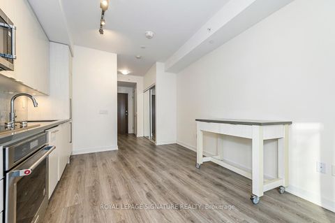 Photo 12 at 611 - 38 Iannuzzi Street, Waterfront Communities C1, Toronto
