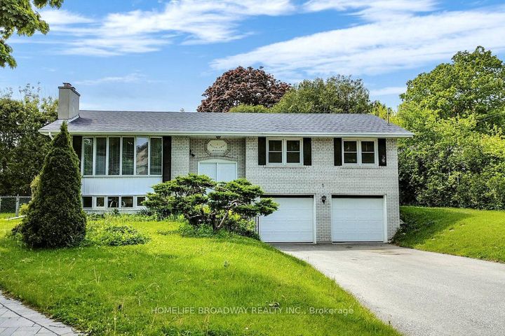 Photo 1 at 1 Billy Joel Crescent, Markham Village, Markham
