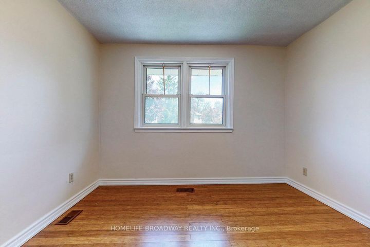 Photo 19 at 1 Billy Joel Crescent, Markham Village, Markham