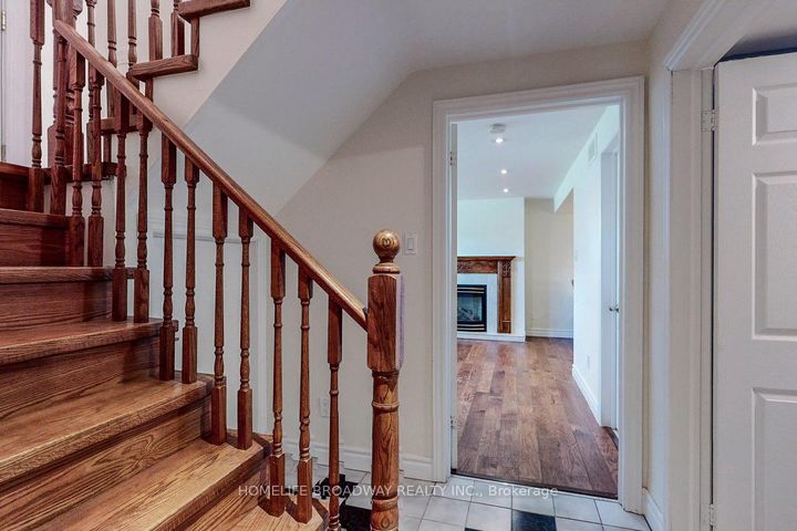 Photo 27 at 1 Billy Joel Crescent, Markham Village, Markham