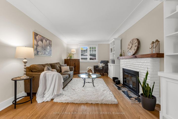 Photo 6 at 605 Emerald Street, Brant, Burlington