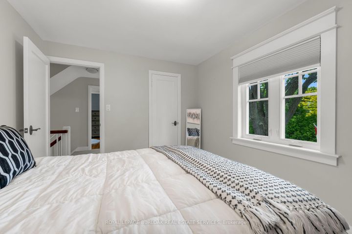 Photo 22 at 605 Emerald Street, Brant, Burlington