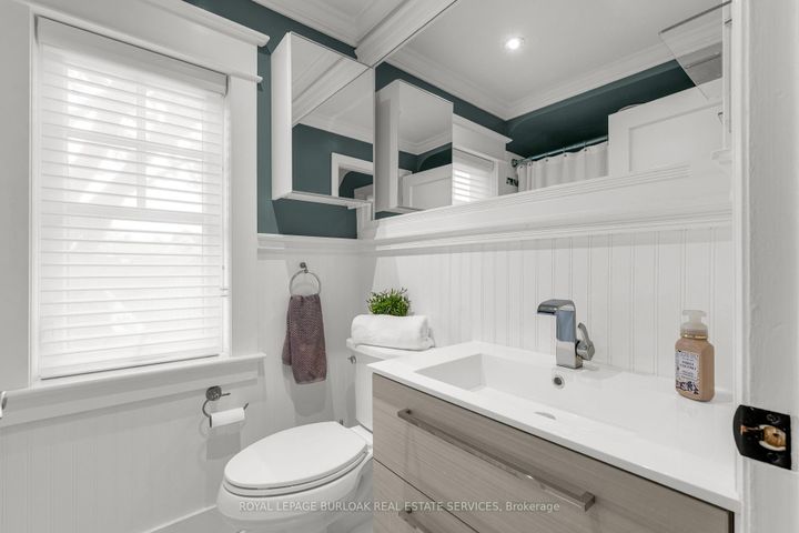 Photo 23 at 605 Emerald Street, Brant, Burlington