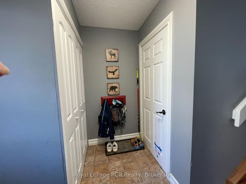 Photo 4 at 409 Thomas Street, Stayner, Clearview