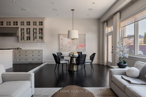 Photo 13 at 40 Oatlands Crescent, Mill Pond, Richmond Hill