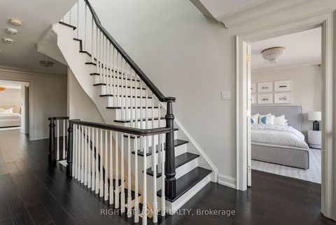 Photo 18 at 40 Oatlands Crescent, Mill Pond, Richmond Hill
