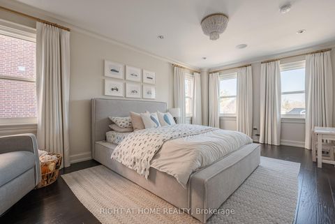 Photo 19 at 40 Oatlands Crescent, Mill Pond, Richmond Hill