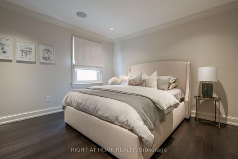 Photo 21 at 40 Oatlands Crescent, Mill Pond, Richmond Hill