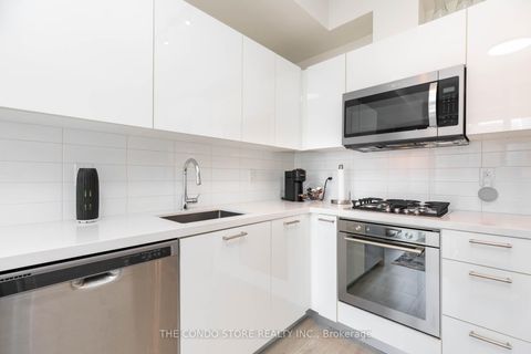 Photo 12 at 614 - 55 Ontario Street, Moss Park, Toronto