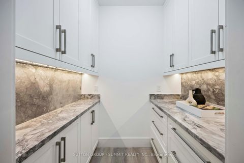 Photo 17 at 127 Munro Boulevard, Windfields, Toronto
