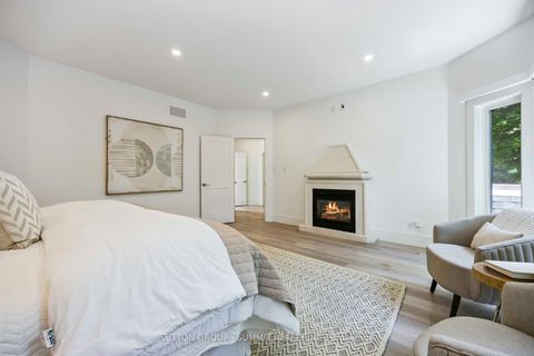 Photo 22 at 127 Munro Boulevard, Windfields, Toronto