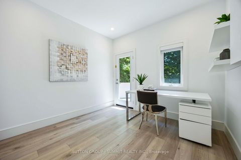 Photo 28 at 127 Munro Boulevard, Windfields, Toronto