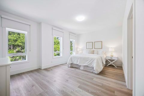 Photo 32 at 127 Munro Boulevard, Windfields, Toronto