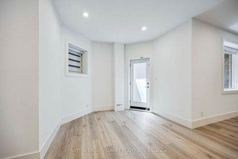 Photo 45 at 127 Munro Boulevard, Windfields, Toronto