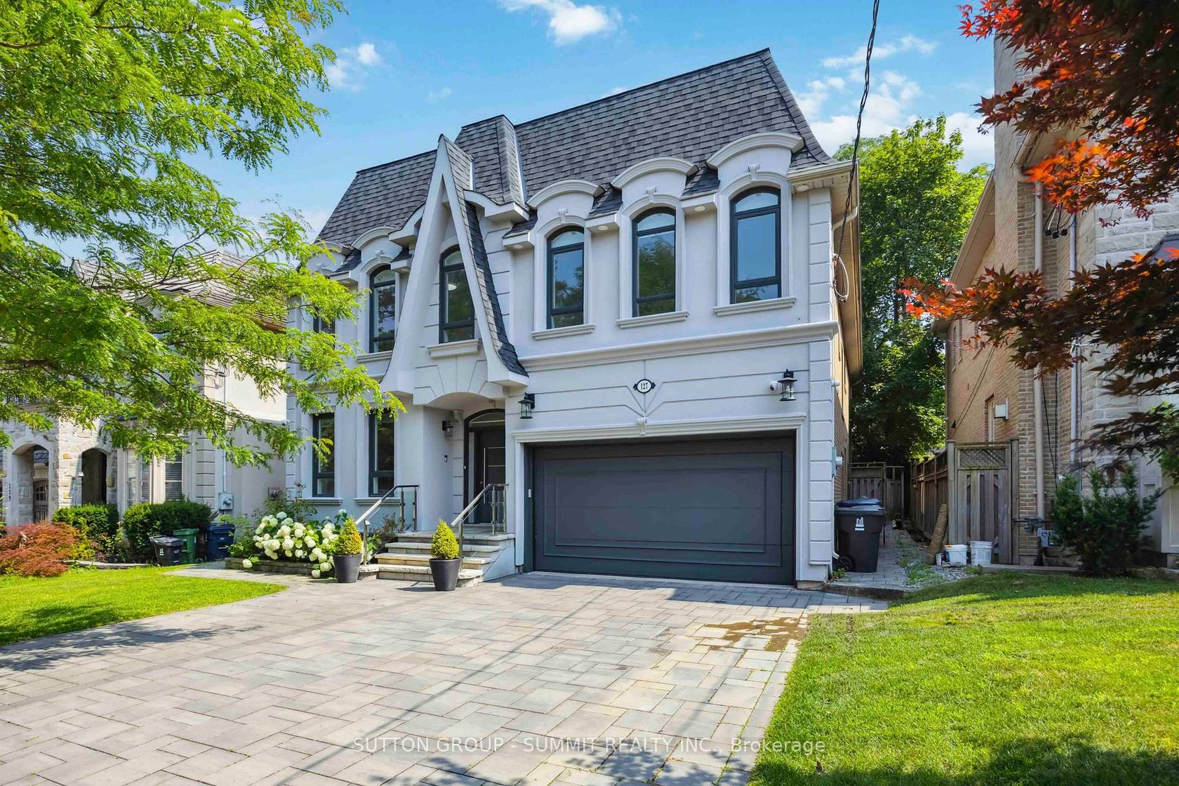 127 Munro Boulevard, Windfields, Toronto by Loree Meneguzzi Real Estate 127 Munro Boulevard, Windfields, Toronto
