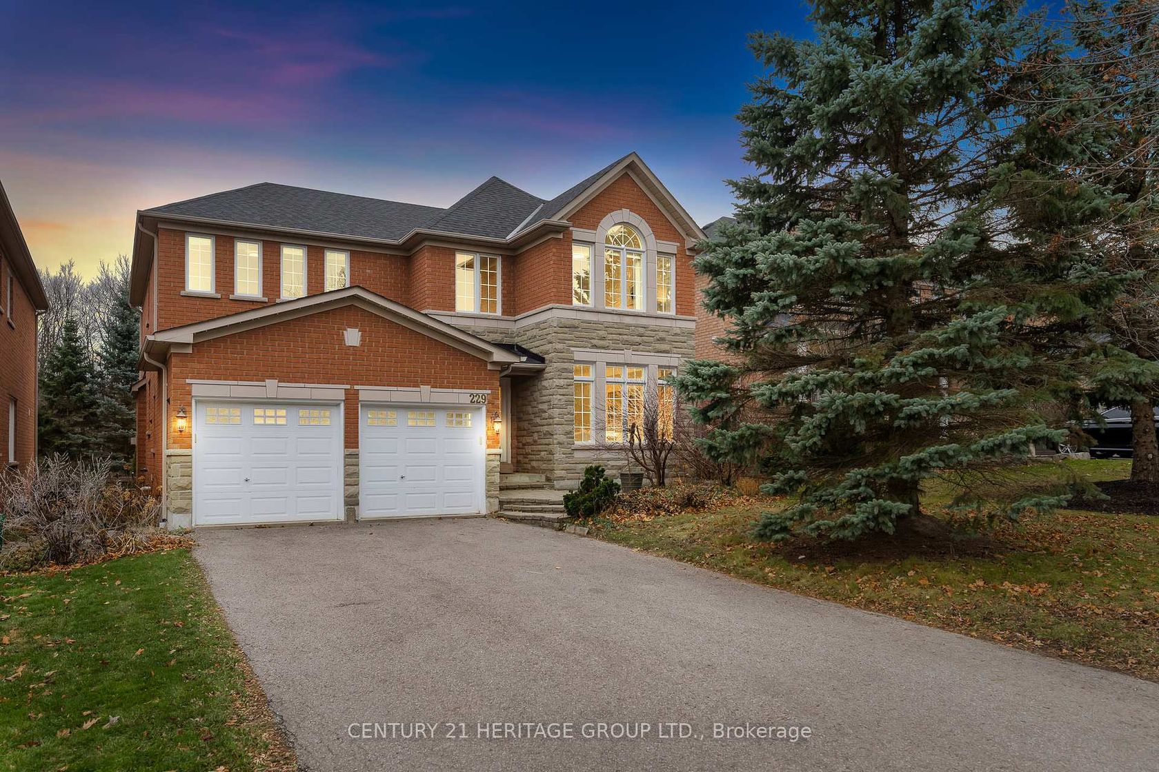 229 Willis Drive, Aurora Highlands, Aurora 